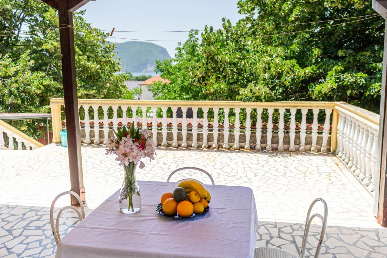 Appartement Vuko I Magdalena Midzor à Petrovac Extérieur photo