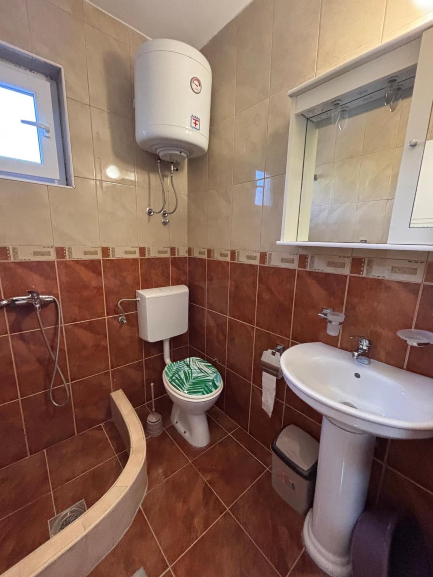 Appartement Vuko I Magdalena Midzor à Petrovac Extérieur photo