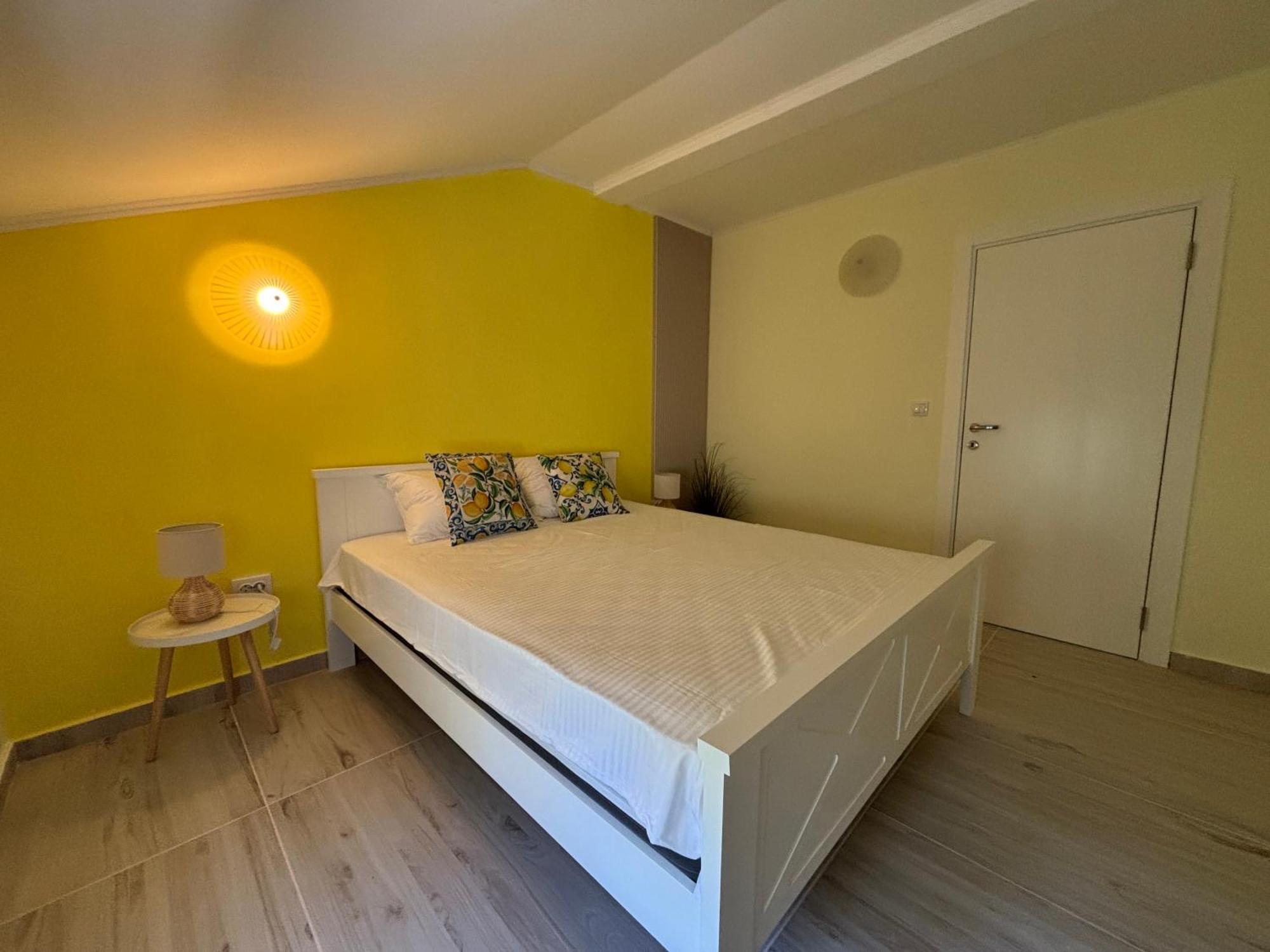 Appartement Vuko I Magdalena Midzor à Petrovac Extérieur photo