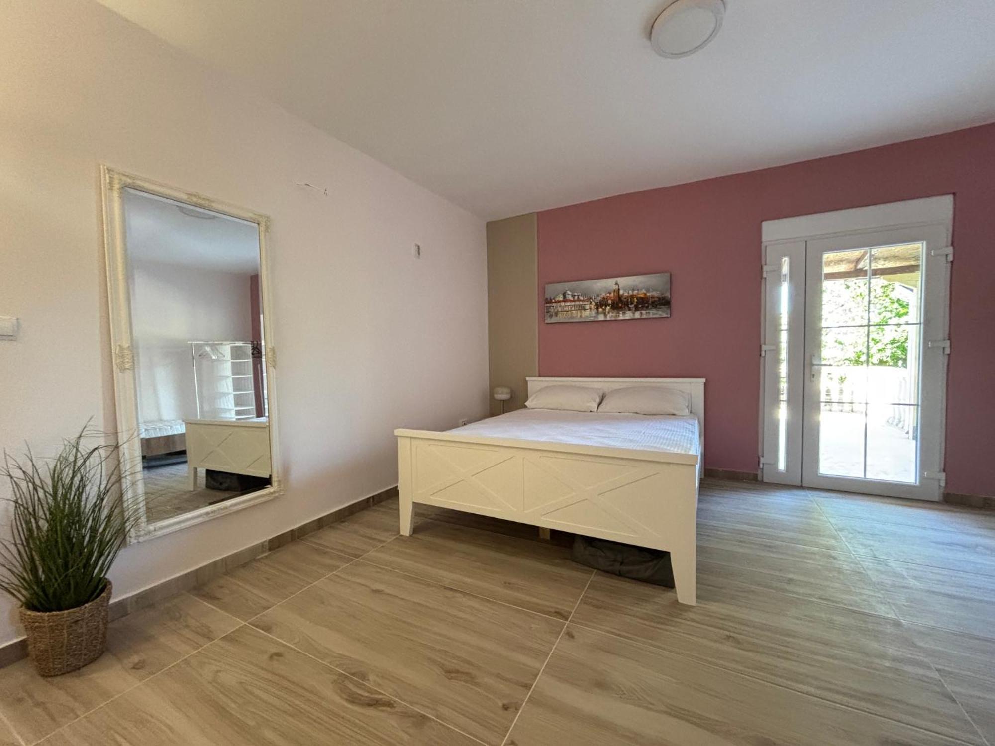 Appartement Vuko I Magdalena Midzor à Petrovac Extérieur photo