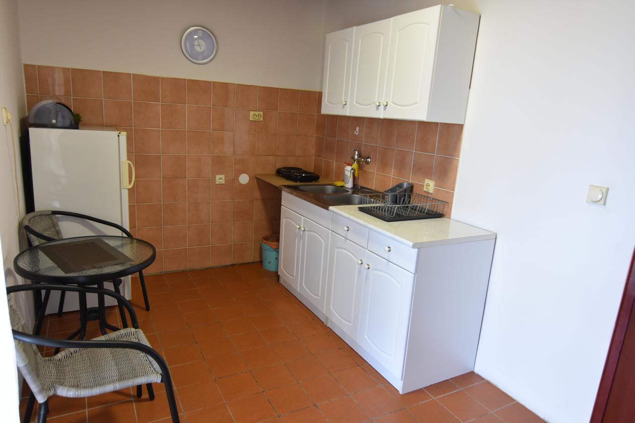 Appartement Vuko I Magdalena Midzor à Petrovac Extérieur photo